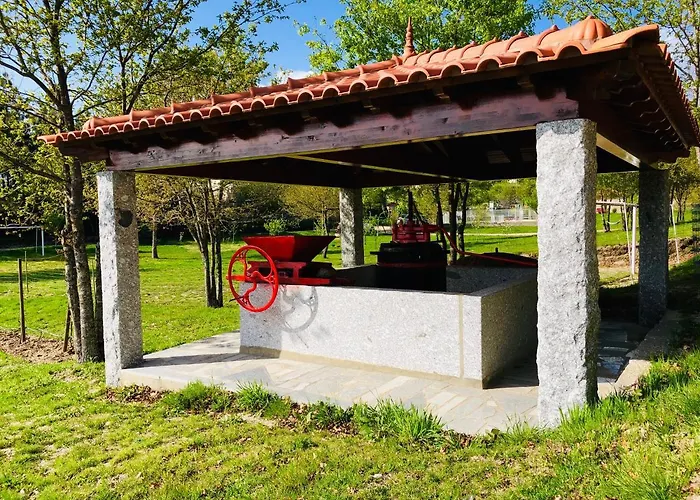 Casa Da Quinta Da Prelada Simao * Селорику-ди-Башту